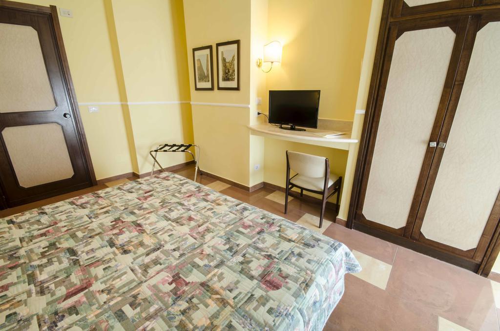Hotel Tarconte Тарквиния Экстерьер фото