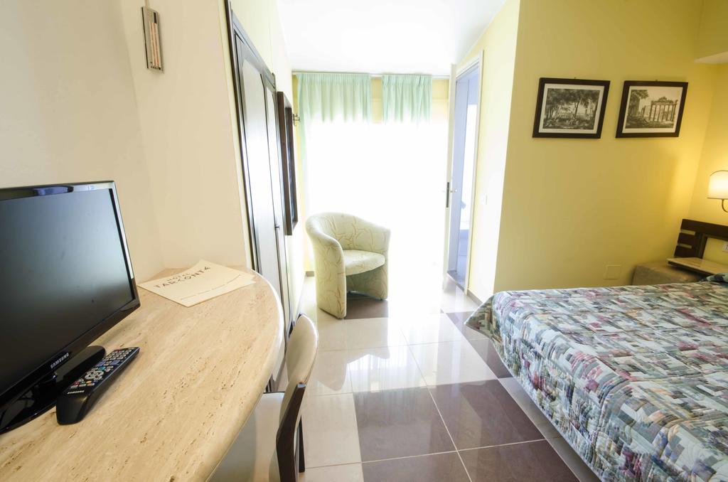 Hotel Tarconte Тарквиния Экстерьер фото